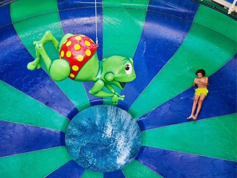 Tiki Pool